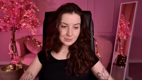 Snapshot of jackiebard chatting on September 2025 01:48:02 PM Jackie Byrd online show from September 2025 01:48:02 PM