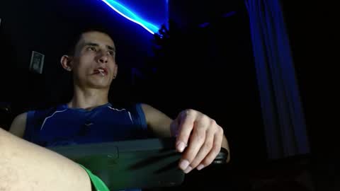 Snapshot of jackk_ho chatting on December 2024 04:42:02 AM Jack online show from December 2024 04:42:02 AM