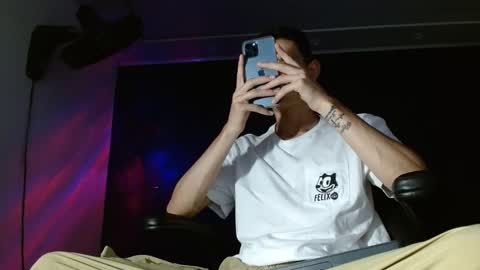 Snapshot of jackk_ho chatting on January 2025 02:19:01 AM Jack online show from January 2025 02:19:01 AM