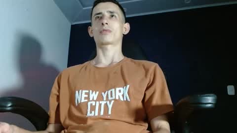 Snapshot of jackk_ho chatting on January 2025 04:19:02 AM Jack online show from January 2025 04:19:02 AM