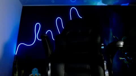 Snapshot of jackk_ho chatting on March 2025 08:42:02 PM Jack online show from March 2025 08:42:02 PM