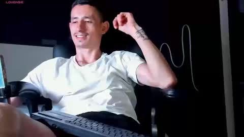 Snapshot of jackk_ho chatting on September 2025 10:02:01 PM Jack online show from September 2025 10:02:01 PM