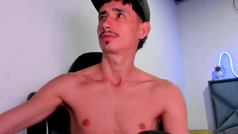 Snapshot of jackk_ho chatting on February 2026 07:48:01 AM Jack online show from February 2026 07:48:01 AM