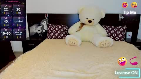 Snapshot of jacksallyevans chatting on May 2026 04:42:02 AM sallyevans online show from May 2026 04:42:02 AM