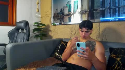 Snapshot of jackson_macleyn chatting on April 2026 08:24:02 PM Jackson online show from April 2026 08:24:02 PM