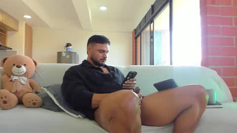 Snapshot of jackson_wayne__ chatting on March 2026 01:37:02 PM Jackson Wayne online show from March 2026 01:37:02 PM