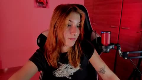 Linda Sofia help me get to 100 thumbs up online show from December 2024 04:20:02 AM