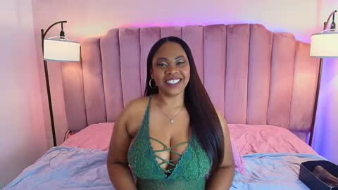 Snapshot of jackynorriss chatting on January 2025 06:43:01 PM Jacky Norriss online show from January 2025 06:43:01 PM