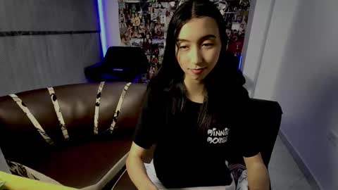 jackyrosee2323 online show from October 2025 12:00:01 AM