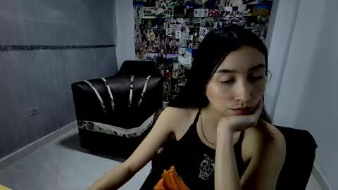 jackyrosee2323 online show from October 2025 03:18:01 AM