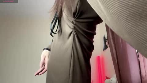 Lillian online show from April 2026 05:23:01 AM