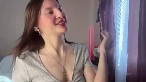 Lillian online show from June 2026 05:09:01 AM