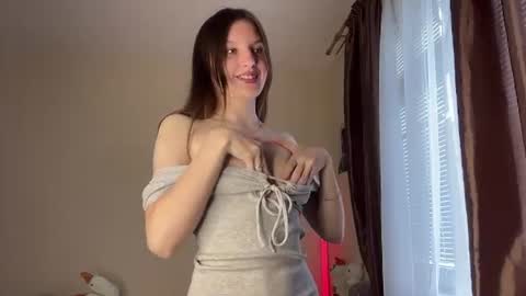 Lillian online show from June 2026 05:12:01 AM