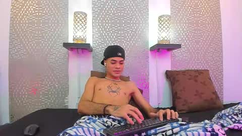 Snapshot of jacob_blackwell chatting on October 2025 10:22:02 PM jacob_blackwell online show from October 2025 10:22:02 PM