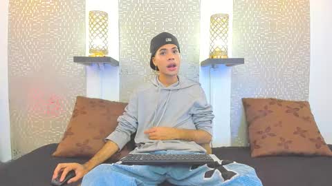 Snapshot of jacob_blackwell chatting on October 2025 07:58:01 PM jacob_blackwell online show from October 2025 07:58:01 PM