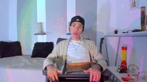 Snapshot of jacob_blackwell chatting on October 2025 07:36:02 PM jacob_blackwell online show from October 2025 07:36:02 PM