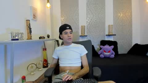 Snapshot of jacob_blackwell chatting on November 2025 07:48:02 PM jacob_blackwell online show from November 2025 07:48:02 PM