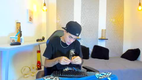 Snapshot of jacob_blackwell chatting on November 2025 07:29:02 PM jacob_blackwell online show from November 2025 07:29:02 PM