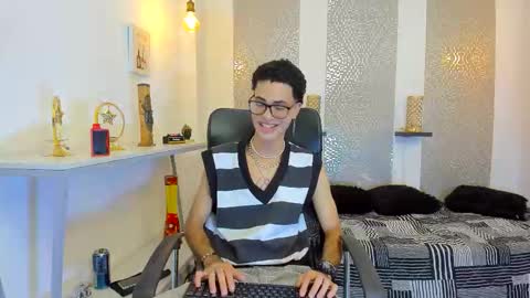 Snapshot of jacob_blackwell chatting on November 2025 08:20:01 PM jacob_blackwell online show from November 2025 08:20:01 PM