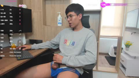 Snapshot of jacob_evans03 chatting on January 2025 08:10:01 PM Jacob Evans online show from January 2025 08:10:01 PM