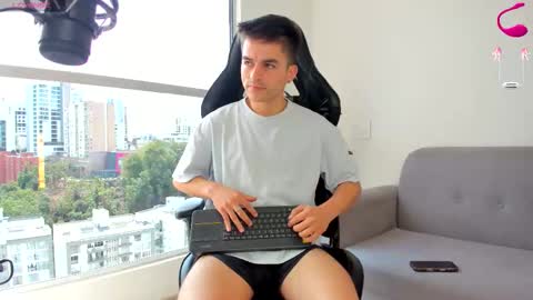 JACOB FERRER online show from March 2026 07:07:01 PM