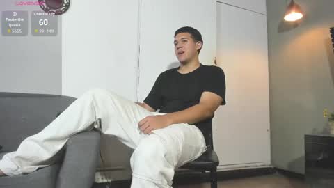jacob_schneider online show from May 2026 03:33:02 PM