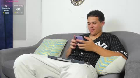 jacob_schneider online show from May 2026 08:39:02 PM