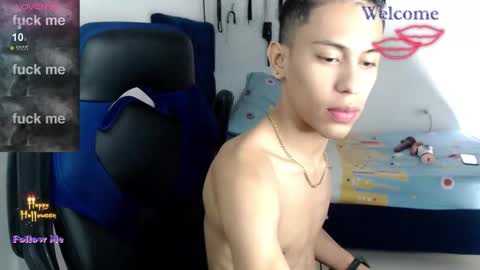 Snapshot of jacob_wolf_xxx chatting on November 2025 04:22:02 AM jacob online show from November 2025 04:22:02 AM