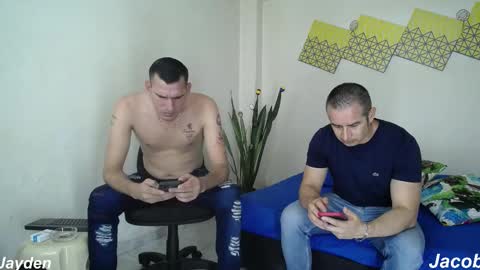 Jacob And Jayden online show from October 2025 08:06:02 PM