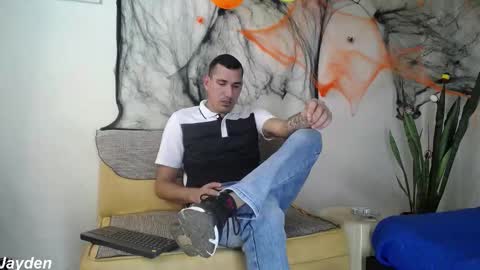 Jacob And Jayden online show from November 2025 07:05:02 PM