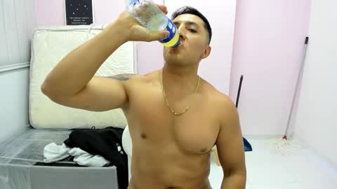 jacobiwalker online show from October 2025 10:32:02 PM