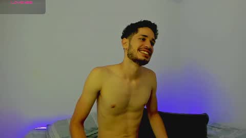 JACOB  ROBIN online show from June 2026 03:14:01 PM