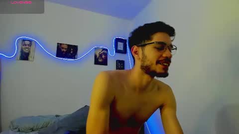JACOB  ROBIN online show from June 2026 02:54:01 PM