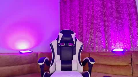 Snapshot of jacobo__parker21 chatting on November 2025 09:32:02 AM jacobo parker online show from November 2025 09:32:02 AM