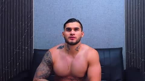 jacobsthorm online show from September 2025 04:18:02 AM