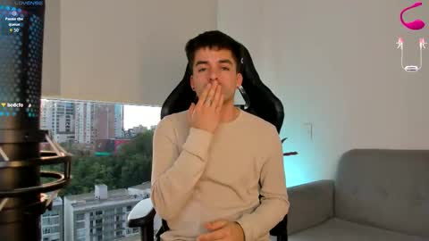 Snapshot of jacobstones_ chatting on November 2025 10:19:01 PM JACOB STONES online show from November 2025 10:19:01 PM