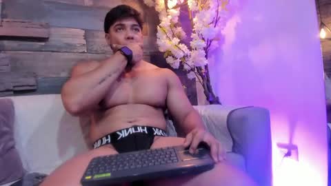 Jacob Stonne online show from May 2026 11:48:02 AM