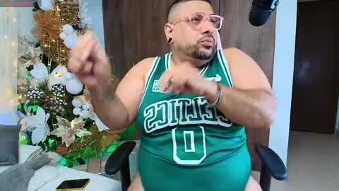 daddy sir master bear online show from December 2024 08:19:02 AM