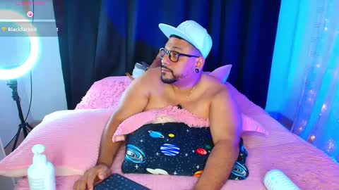 daddy sir master bear online show from March 2025 05:46:01 AM
