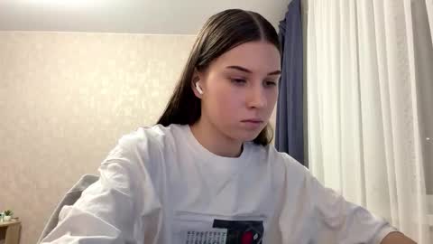 Mira online show from February 2026 03:27:02 PM