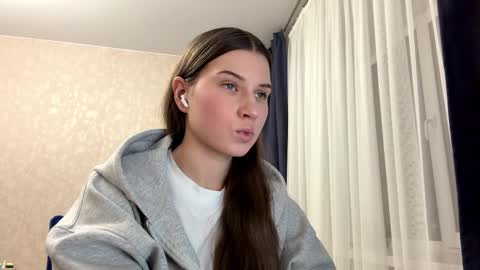 Mira online show from February 2026 04:22:02 PM