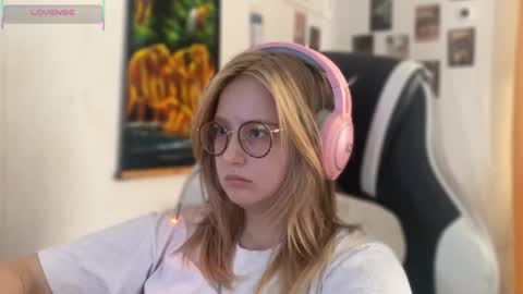 jacywinslat online show from September 2025 12:07:01 PM