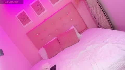 Snapshot of jaddy_lol chatting on February 2026 02:32:02 PM Vanniall online show from February 2026 02:32:02 PM