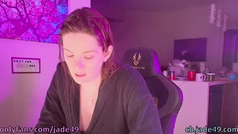 Snapshot of jade49 chatting on April 2026 12:44:01 AM Jade49 online show from April 2026 12:44:01 AM