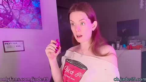 Snapshot of jade49 chatting on April 2026 01:45:01 AM Jade49 online show from April 2026 01:45:01 AM