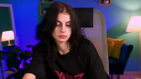 jade_castle online show from January 2026 04:22:02 PM