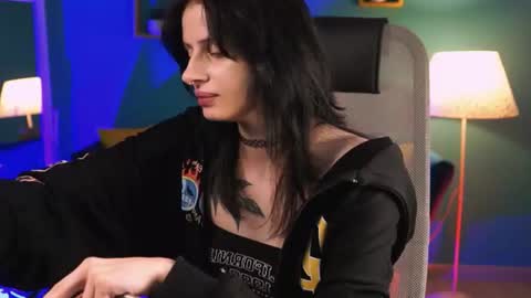 jade_castle online show from June 2026 03:38:01 AM