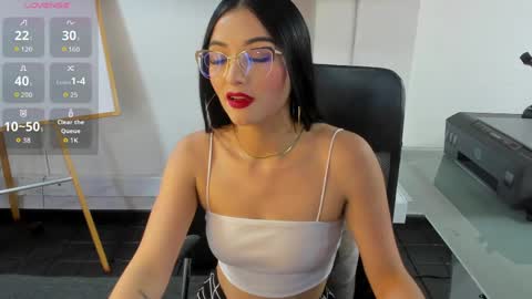 jade_connor online show from June 2026 07:29:01 PM