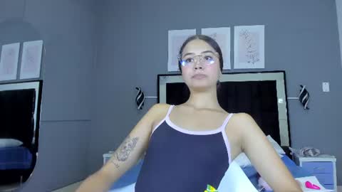 jade_lovv online show from June 2026 07:08:01 PM