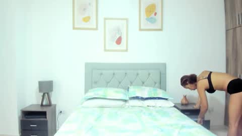 Snapshot of jade_obi chatting on February 2026 05:08:01 PM Jade smile online show from February 2026 05:08:01 PM